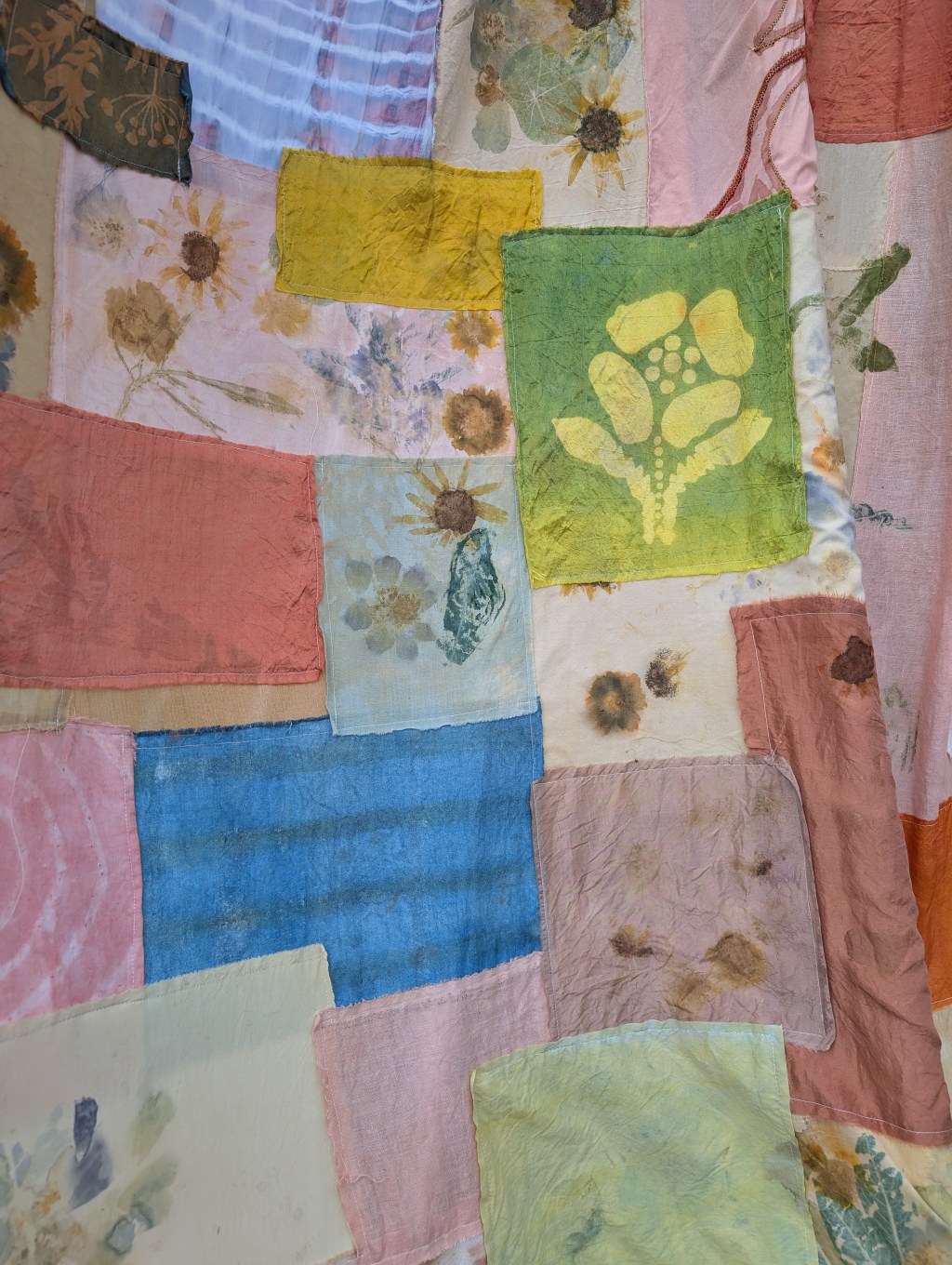 Cabasa’s living Dress Researching Natural&nbsp;dyes